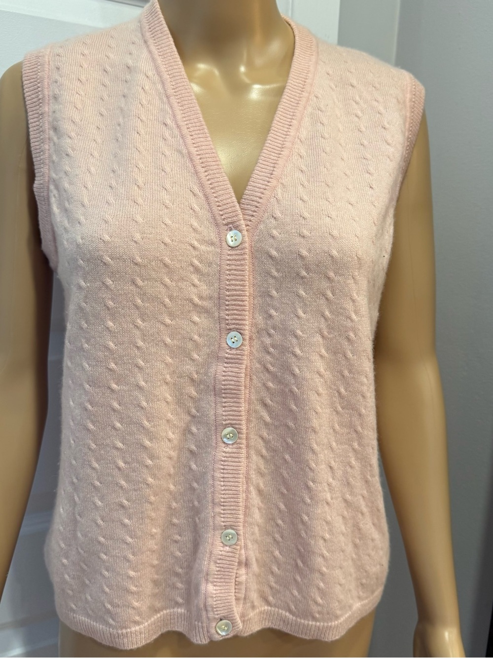 Lord & Taylor sleeveless cardigan / sweater vest in a soft blush pink shade.
